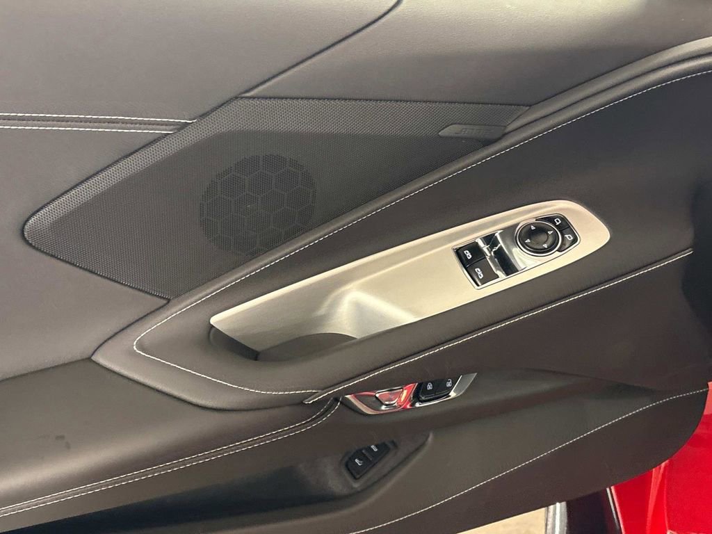 New 2025 Chevrolet Corvette E-Ray image 11