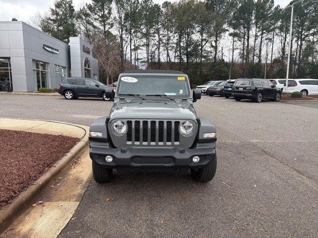 Used 2022 Jeep Wrangler Sport S image 9
