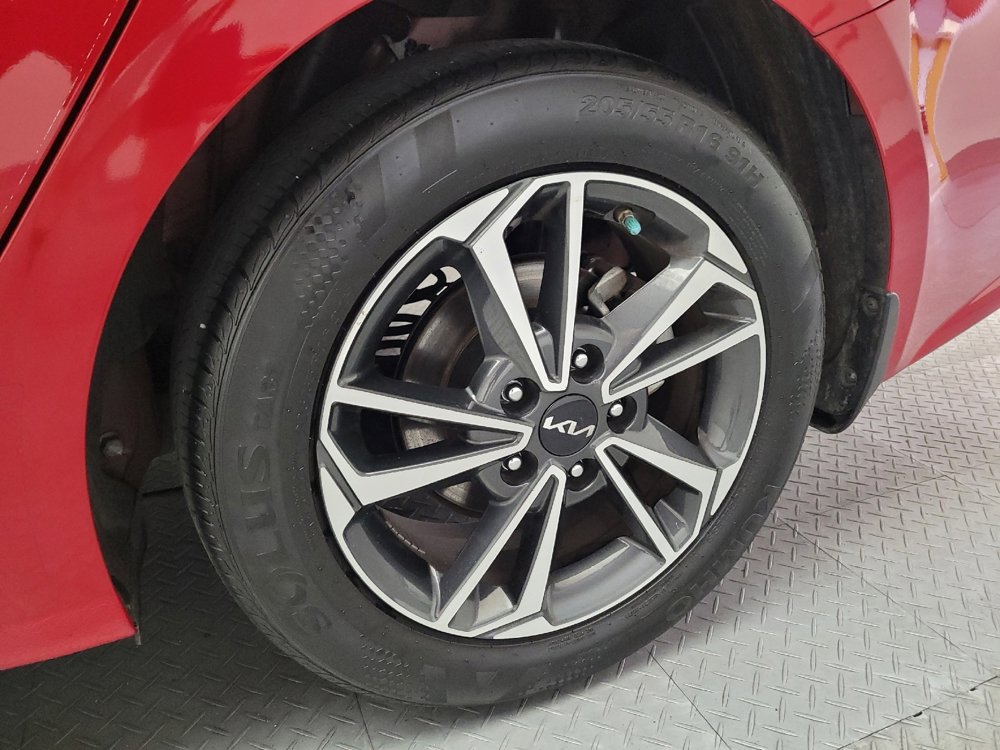 Used 2023 Kia Forte LXS w/ LXS Technology Package image 31