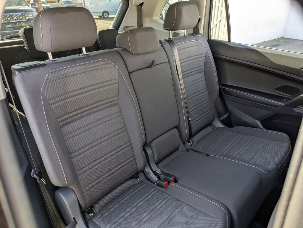 Used 2024 Volkswagen Tiguan S FWD image 27