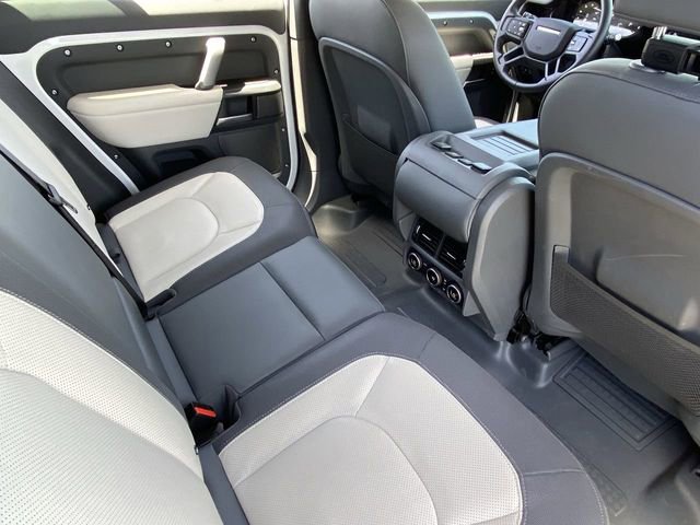 Used 2024 Land Rover Defender 110 X-Dynamic SE image 14