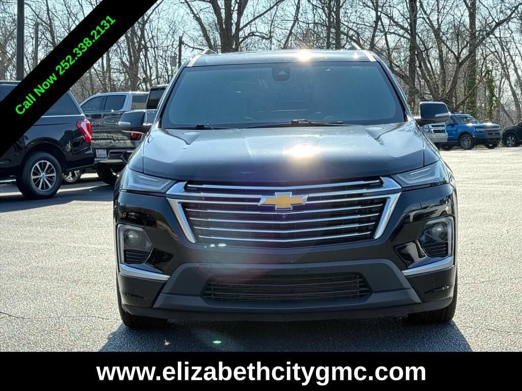 Used 2023 Chevrolet Traverse Premier AWD/4WD image 10