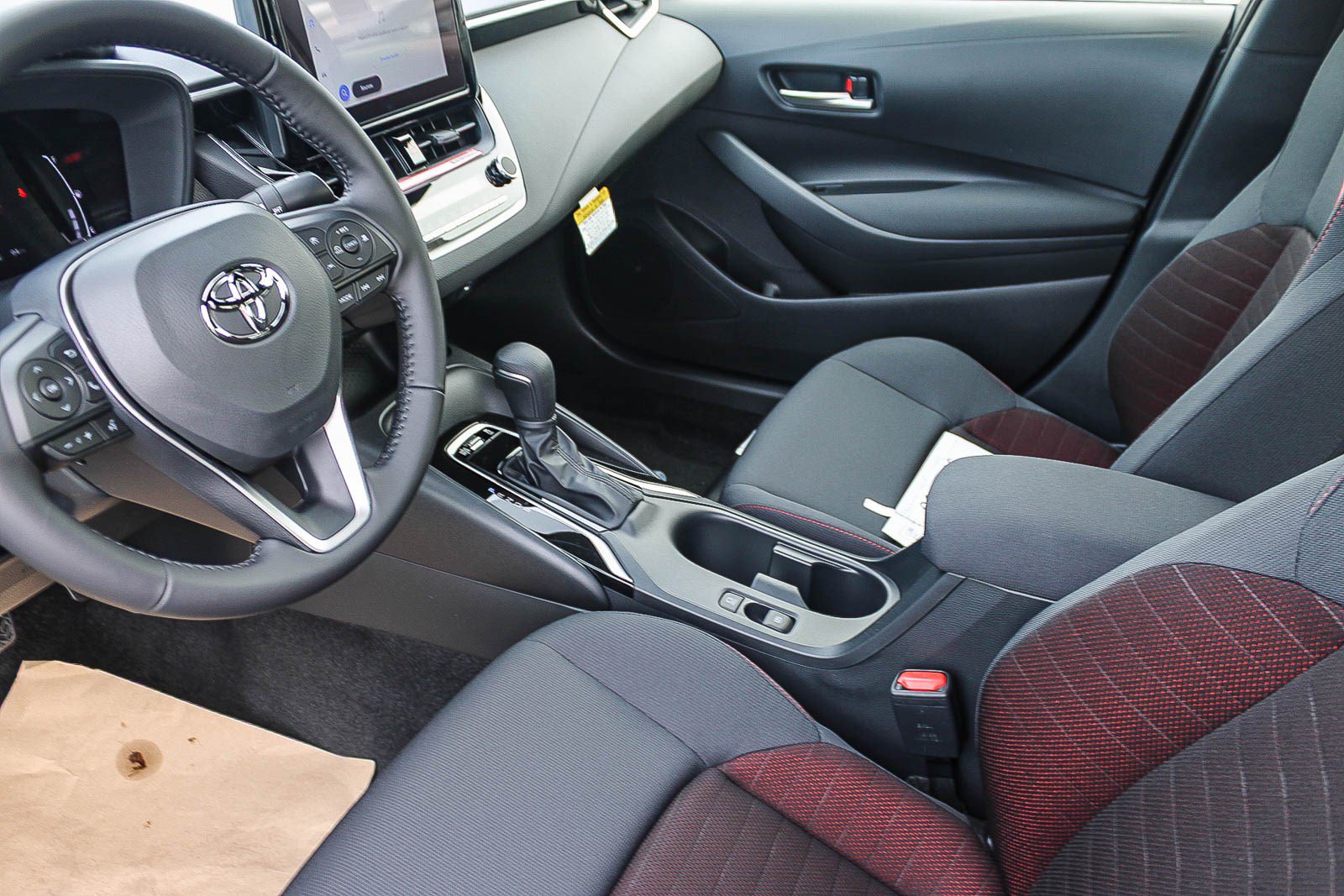 New 2026 Toyota Corolla SE FWD image 18