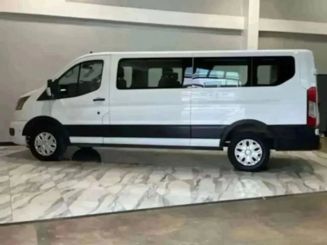Used 2024 Ford Transit 350 XLT image 49