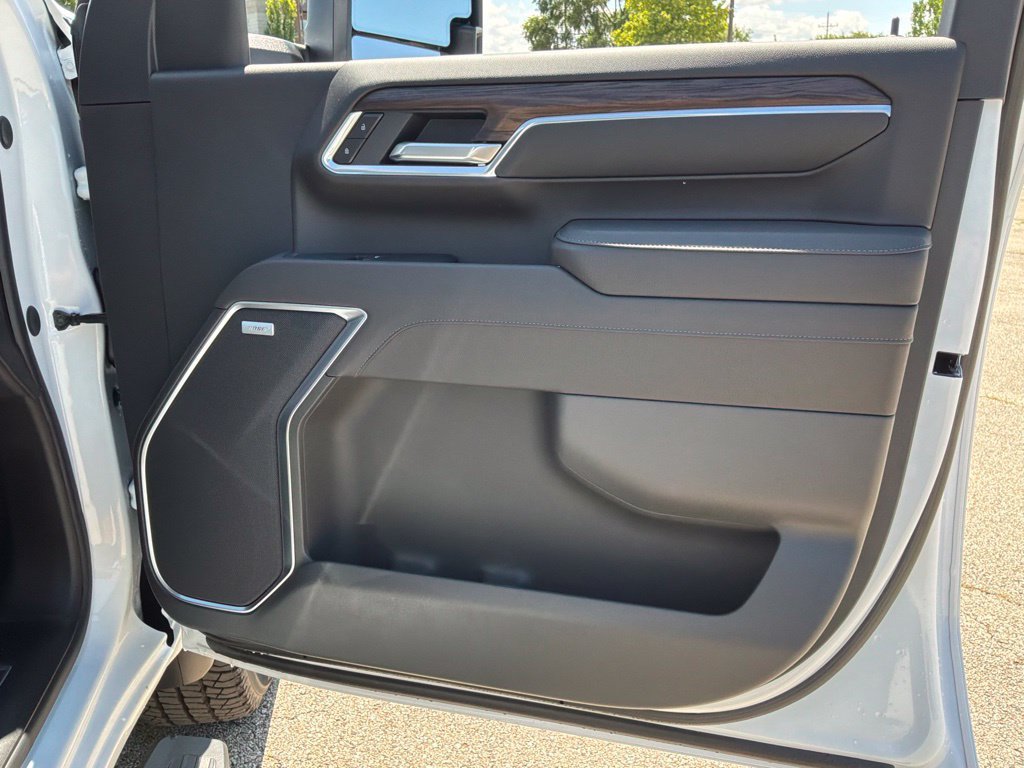 New 2026 GMC Sierra 3500 SLT AWD/4WD image 59