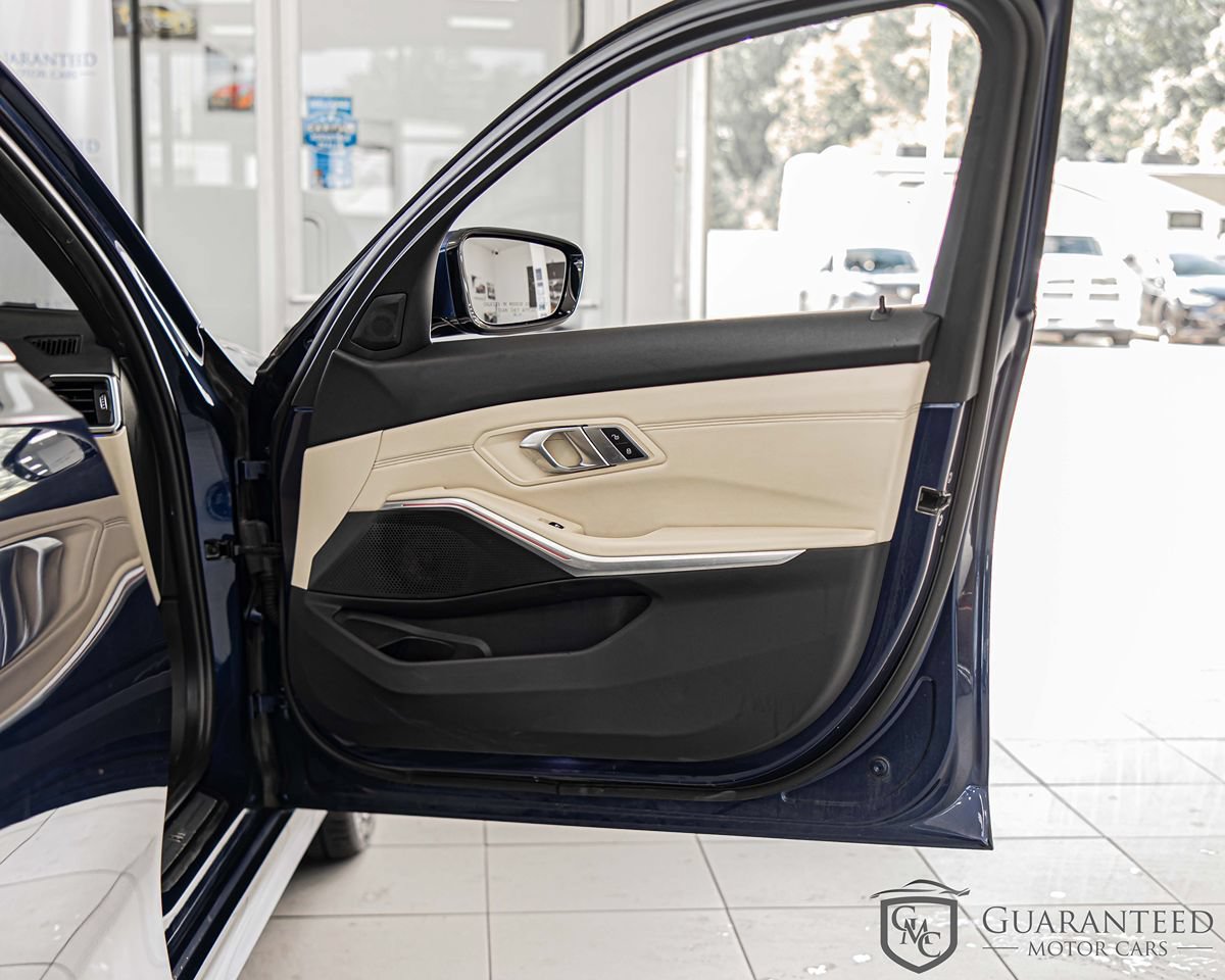 Used 2019 BMW 330i xDrive Sedan w/ Convenience Package AWD/4WD image 40