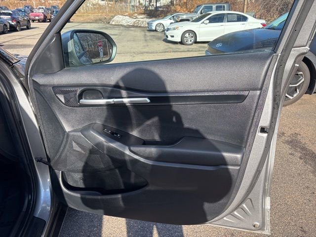 Used 2024 Kia Seltos LX image 8