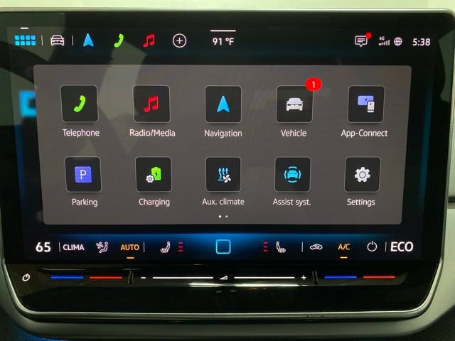 Used 2025 Volkswagen ID.4 Pro RWD image 43