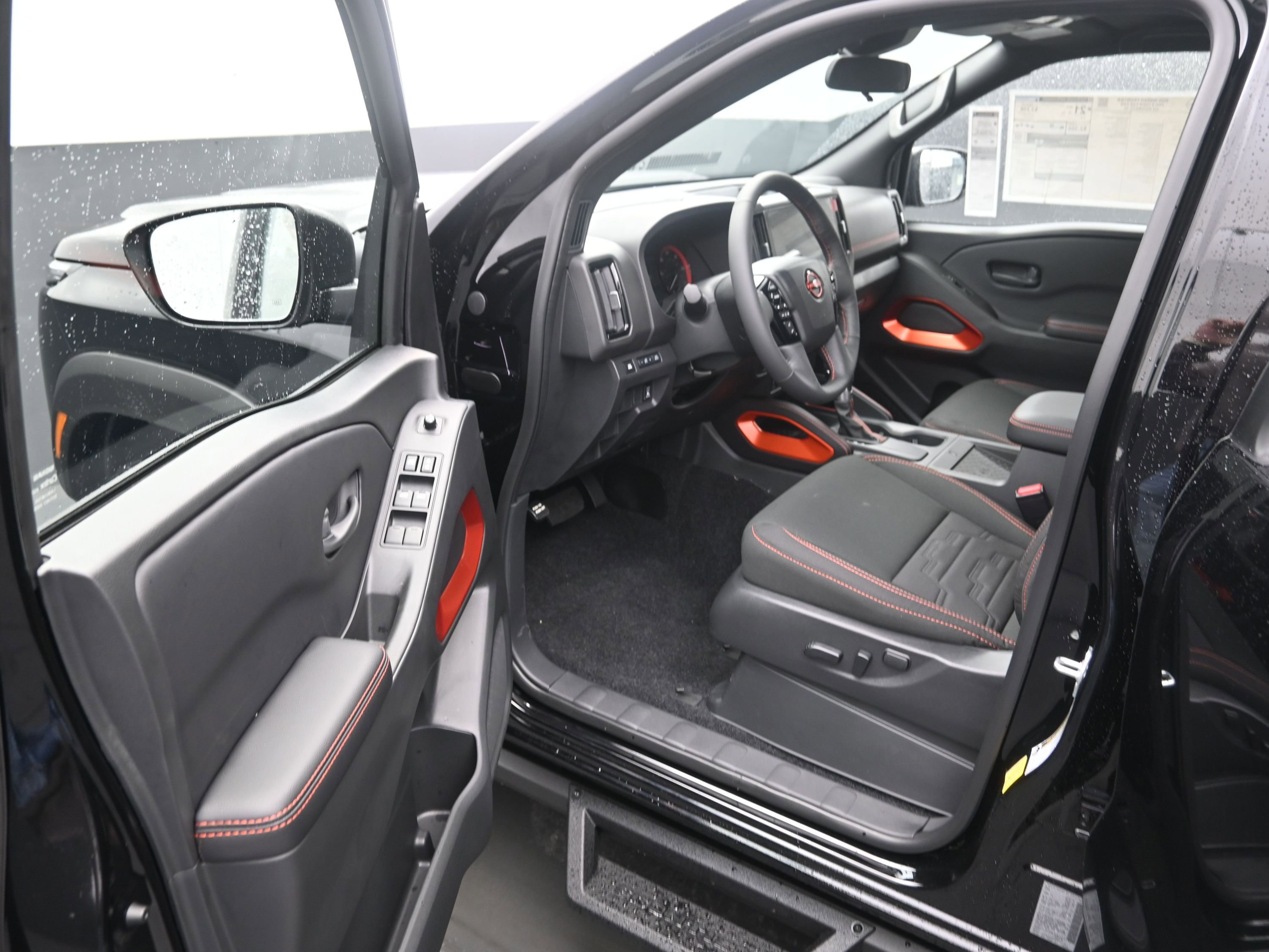 New 2026 Nissan Frontier Pro-X w/ Pro-X Convenience Package image 10