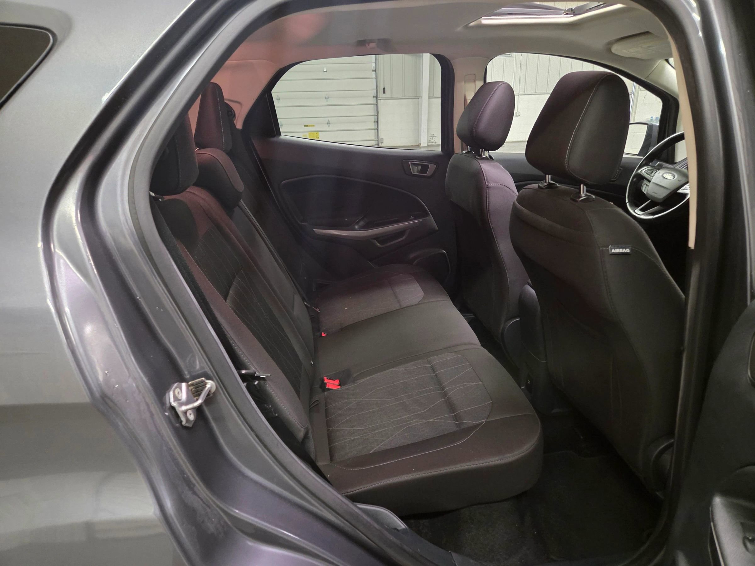 Used 2020 Ford EcoSport SE w/ SE Convenience Package FWD image 31
