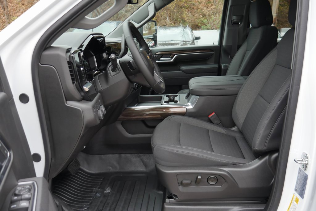 New 2025 Chevrolet Silverado 2500 LT image 8