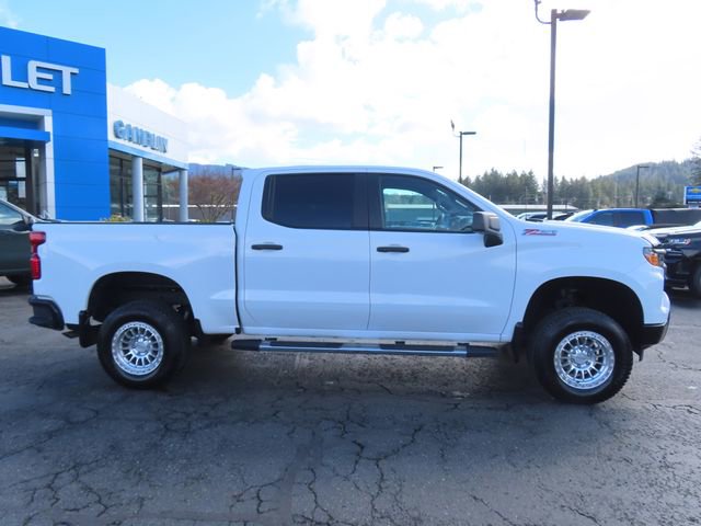 Used 2024 Chevrolet Silverado 1500 W/T w/ Z71 Off-Road Package image 10
