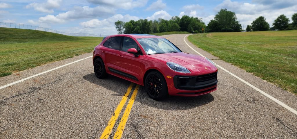 Used 2022 Porsche Macan GTS AWD/4WD image 4
