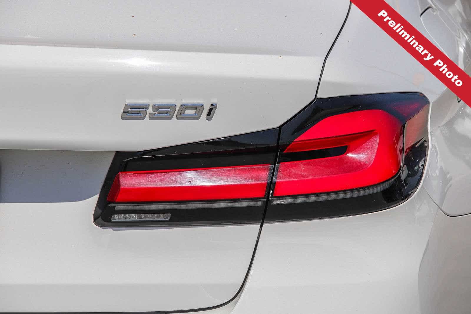 Used 2021 BMW 530i w/ Convenience Package RWD image 9