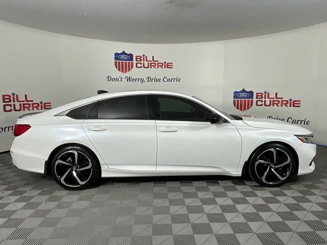 Used 2022 Honda Accord Sport image 2
