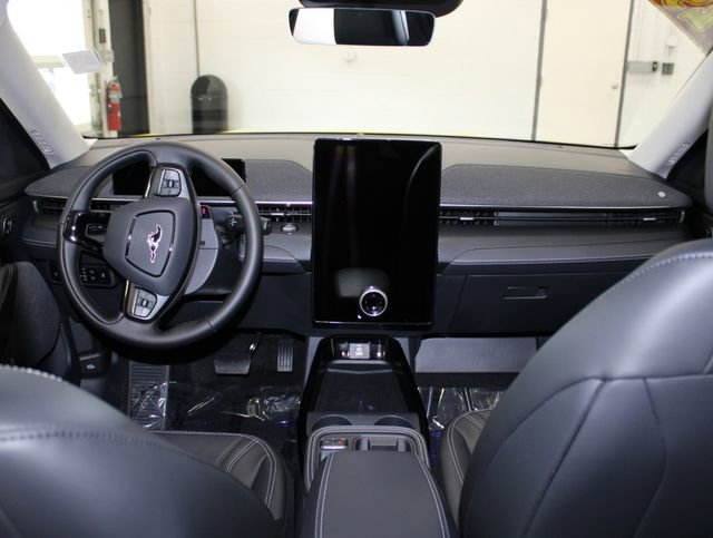 Used 2025 Ford Mustang Mach-E Premium image 28