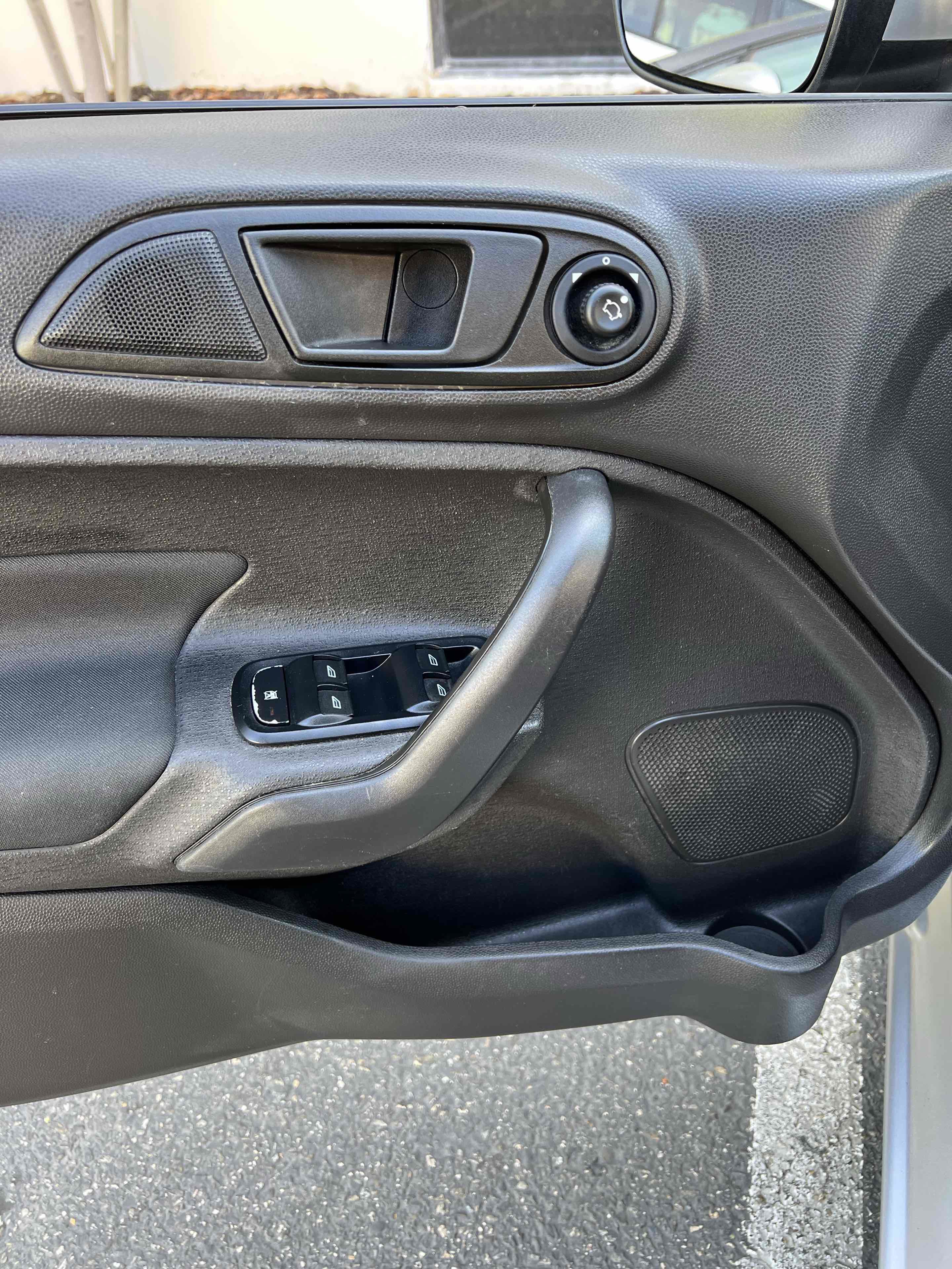Used 2019 Ford Fiesta SE image 82