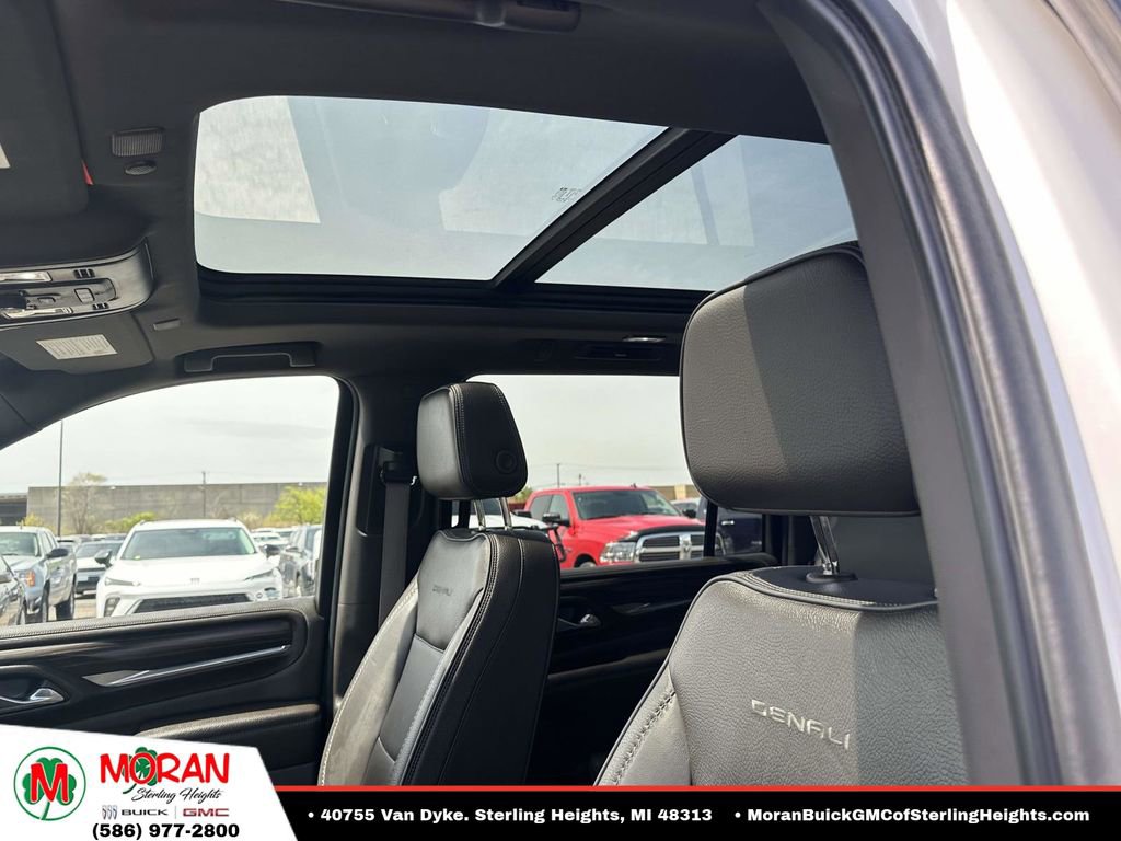 Certified 2021 GMC Yukon XL Denali AWD/4WD image 22