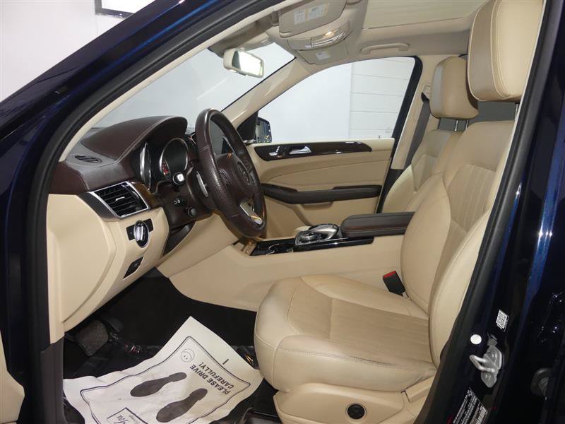 Used 2017 Mercedes-Benz GLS 450 4MATIC image 21