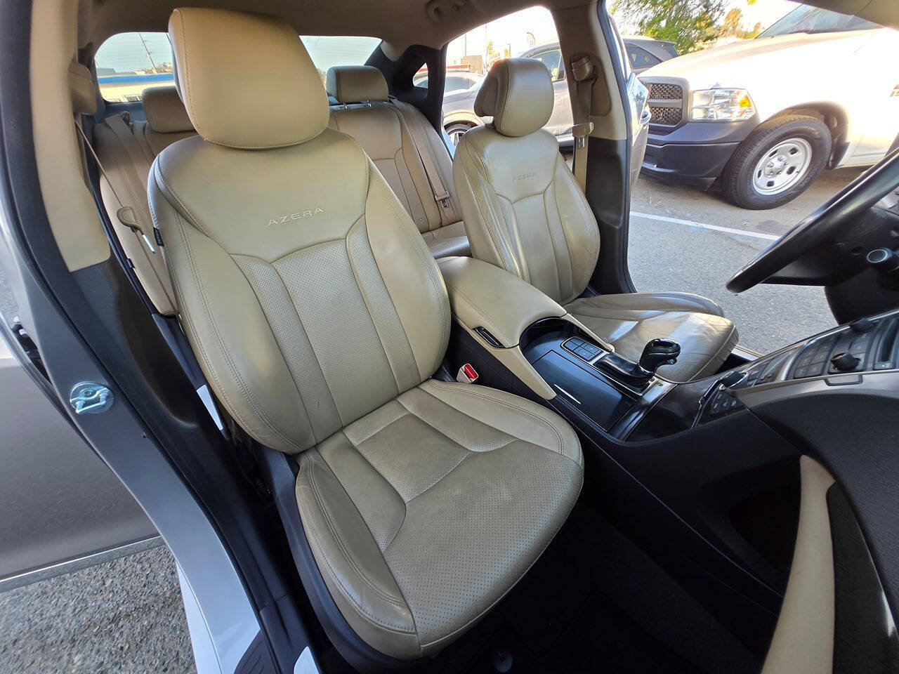 Used 2014 Hyundai Azera Limited FWD image 34