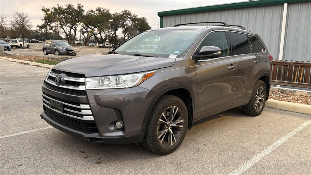 Used 2018 Toyota Highlander Plus image 15