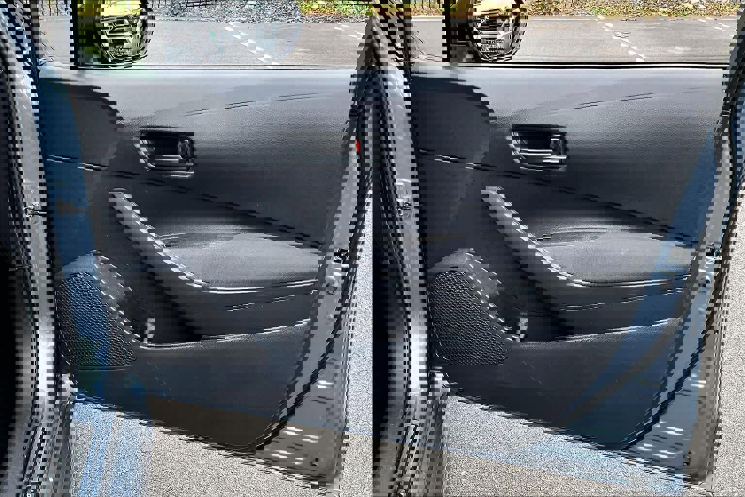 Used 2022 Toyota Corolla LE w/ Body Protection Package (TMS) image 22