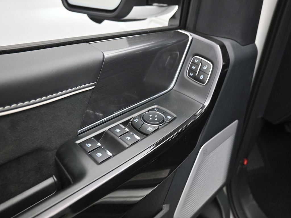 New 2025 Ford F150 Lightning Platinum w/ Dark Elements Package image 11