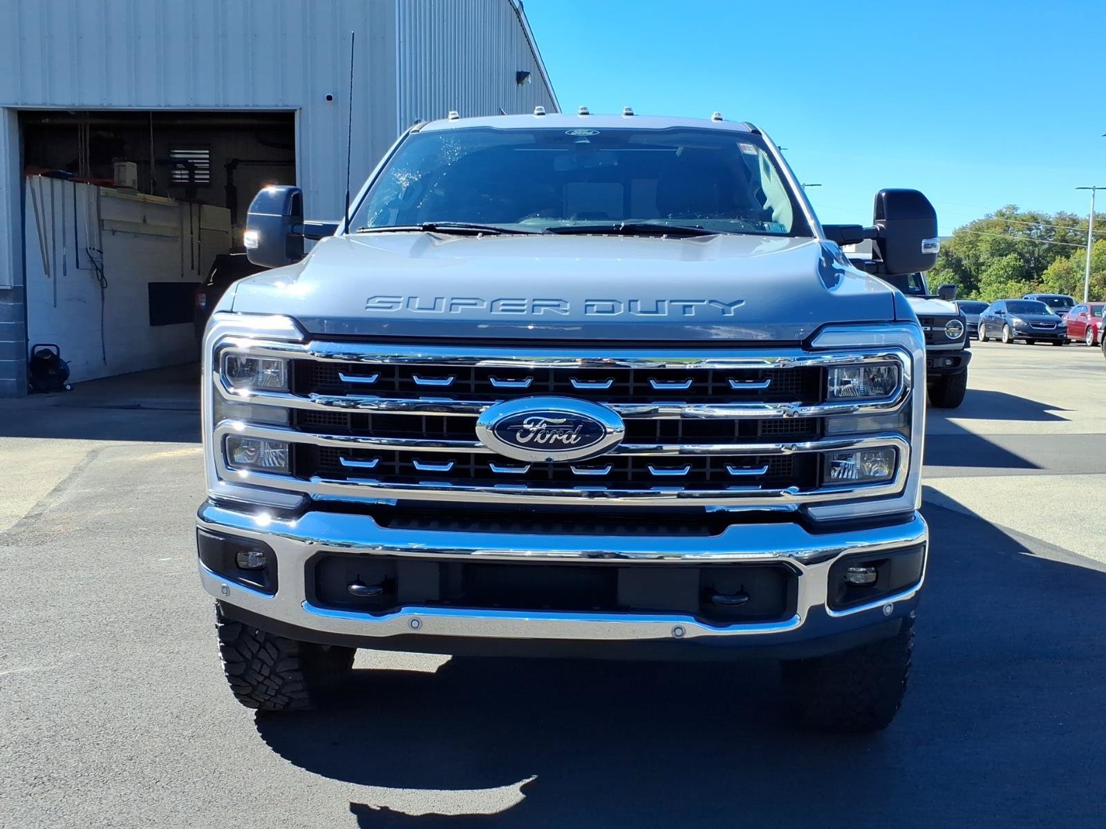 Used 2024 Ford F350 Lariat w/ Lariat Ultimate Package AWD/4WD image 2