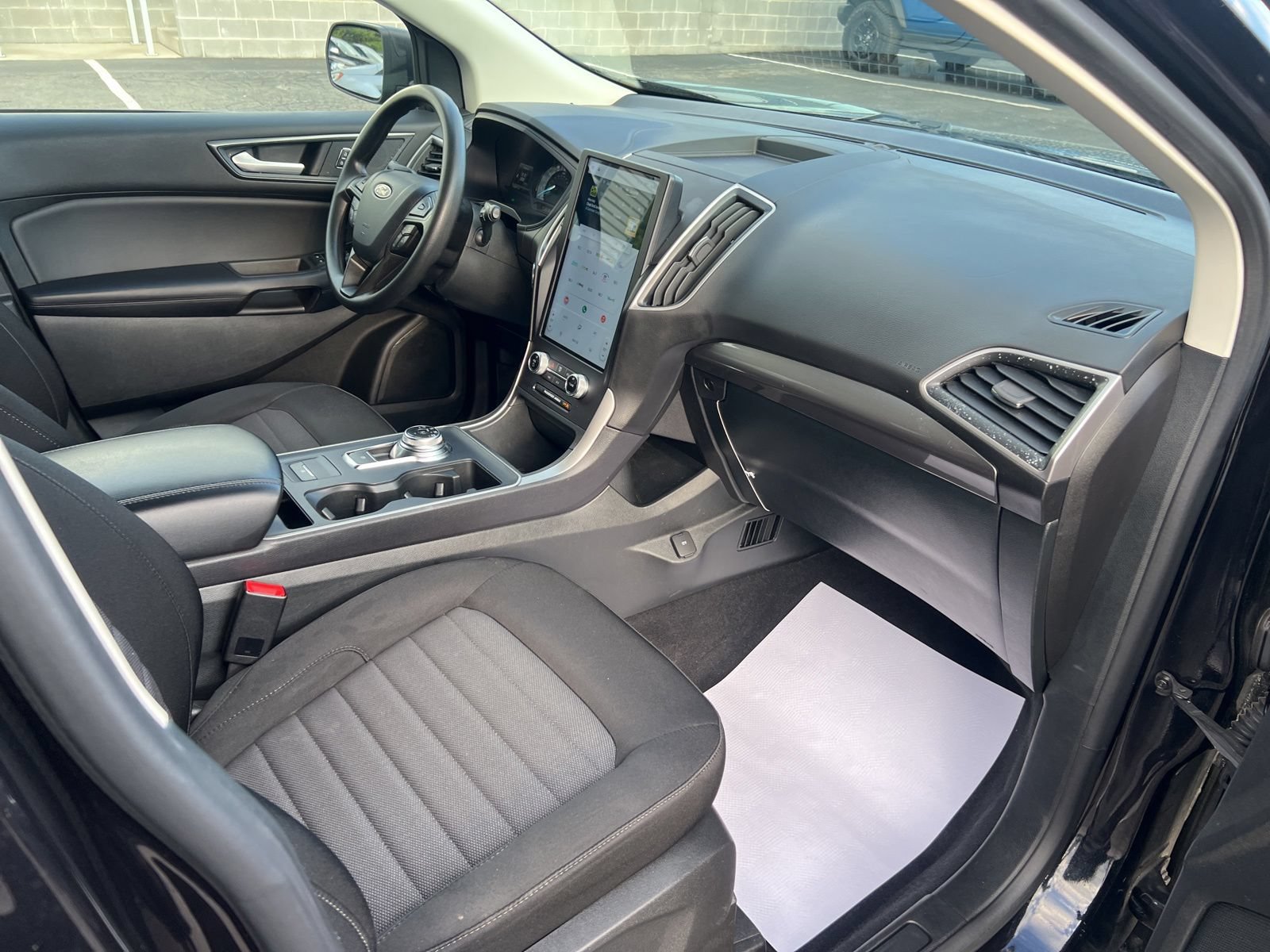 Used 2024 Ford Edge SE AWD/4WD image 50