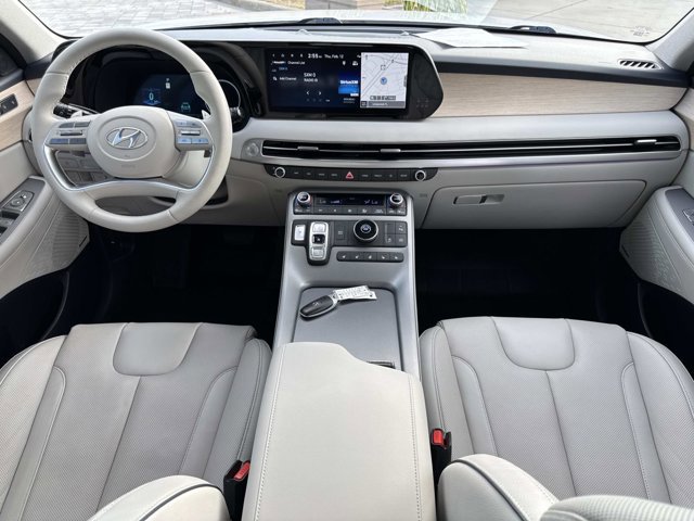 Used 2024 Hyundai Palisade Limited image 25
