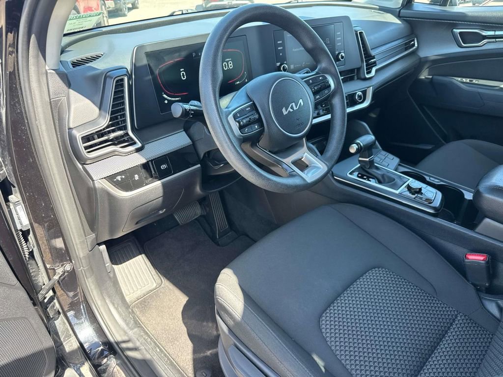 Used 2024 Kia Sportage LX image 26