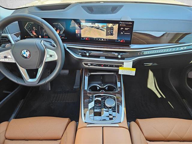 Used 2026 BMW X7 xDrive40i image 15