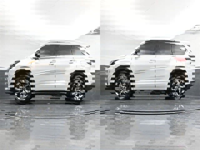 Used 2017 Toyota Highlander Limited image 42