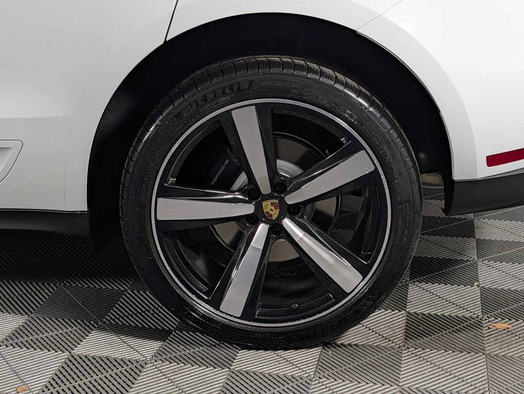 New 2026 Porsche Macan AWD/4WD image 12