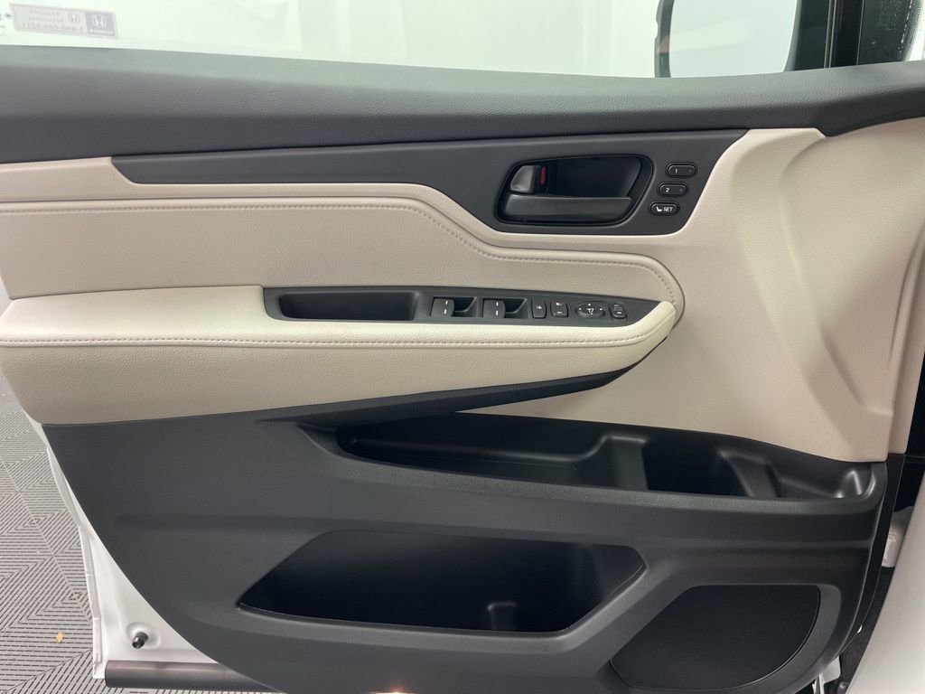 New 2026 Honda Odyssey EX-L image 24