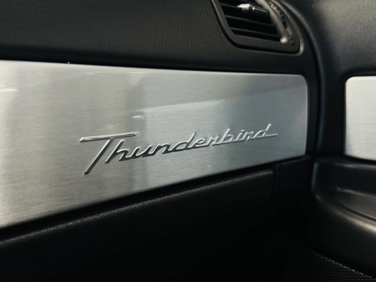 Used 2002 Ford Thunderbird Deluxe image 33