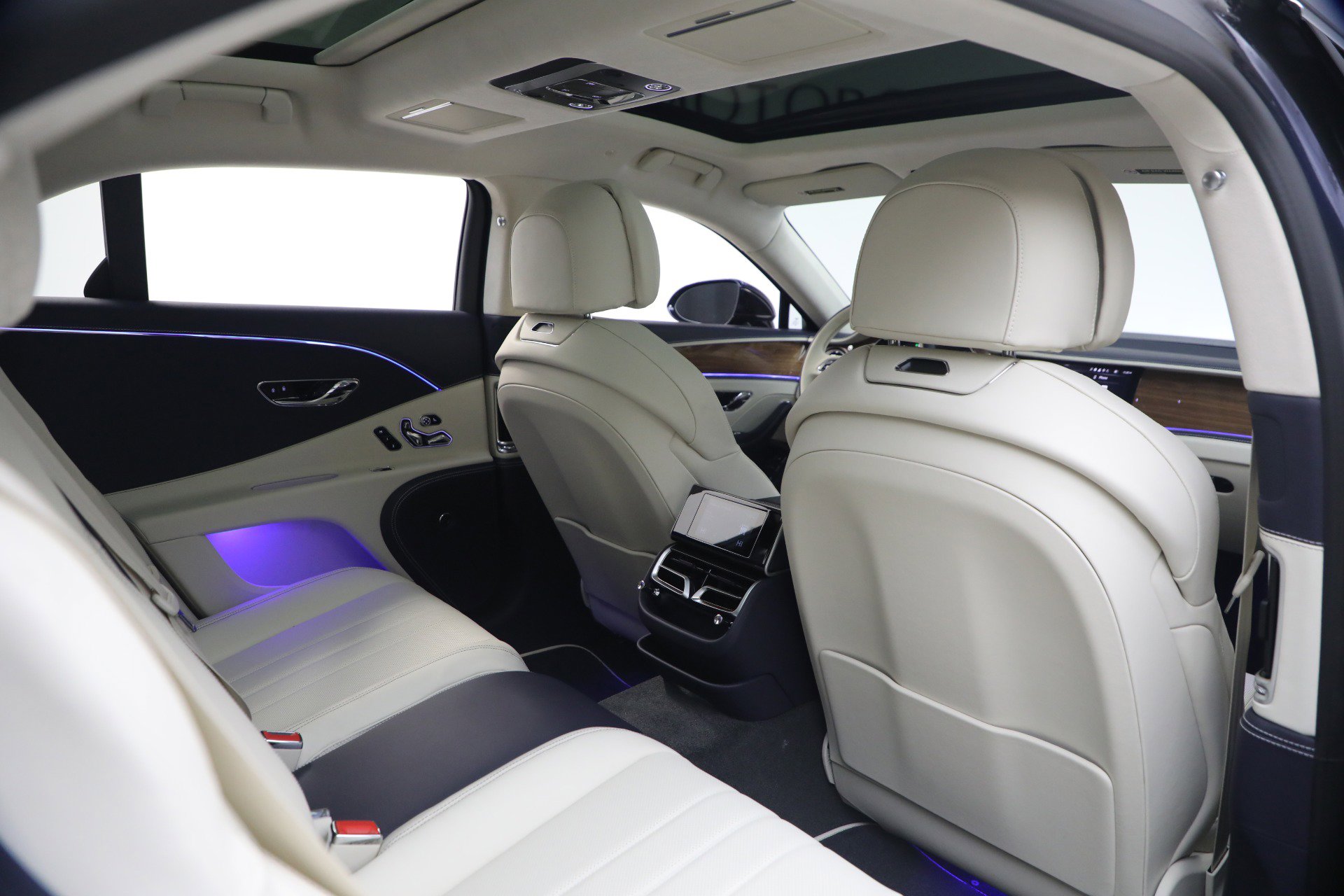 New 2026 Bentley Flying Spur Plug-In Hybrid AWD/4WD image 25