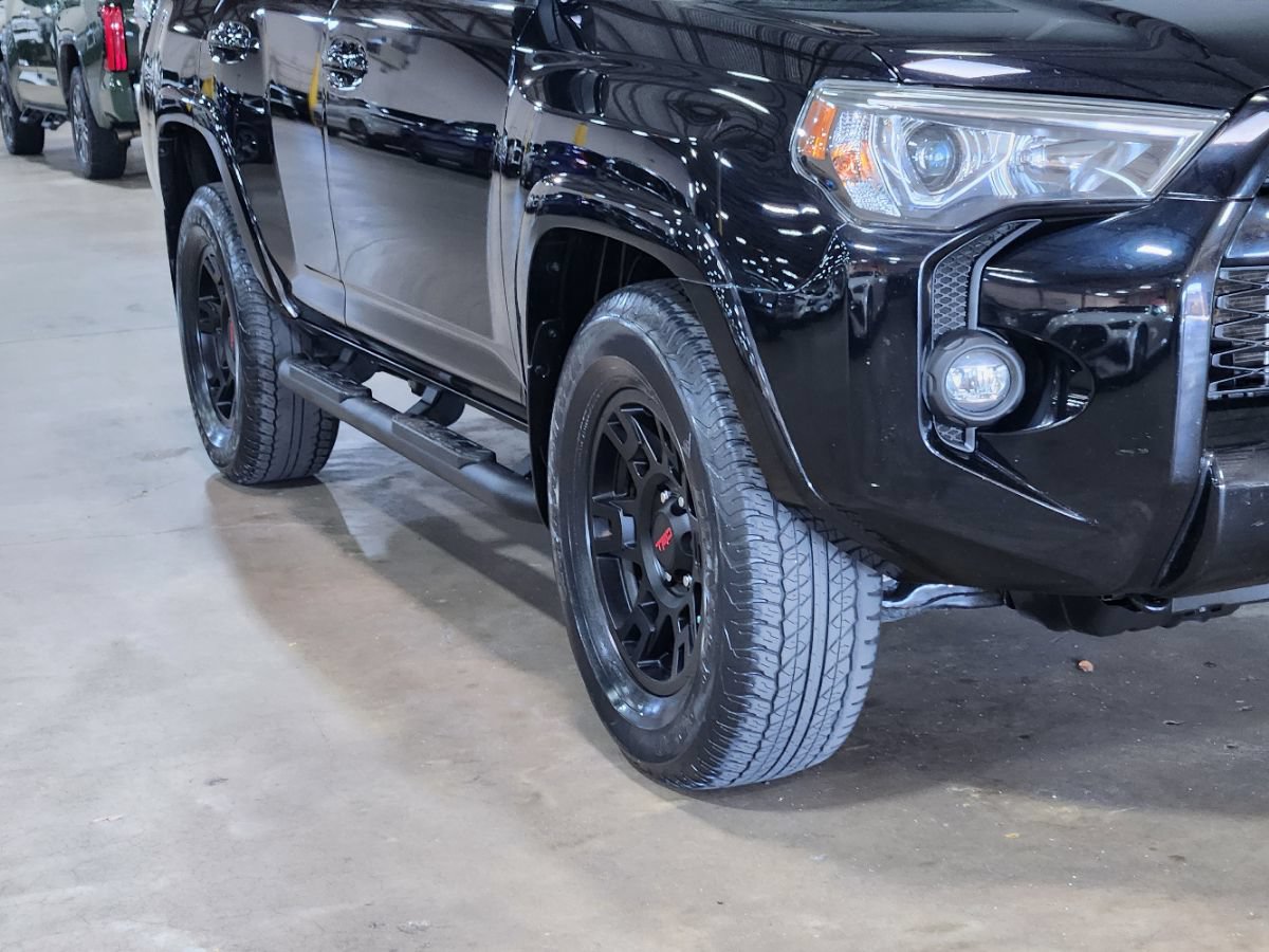 Used 2022 Toyota 4Runner SR5 RWD image 16