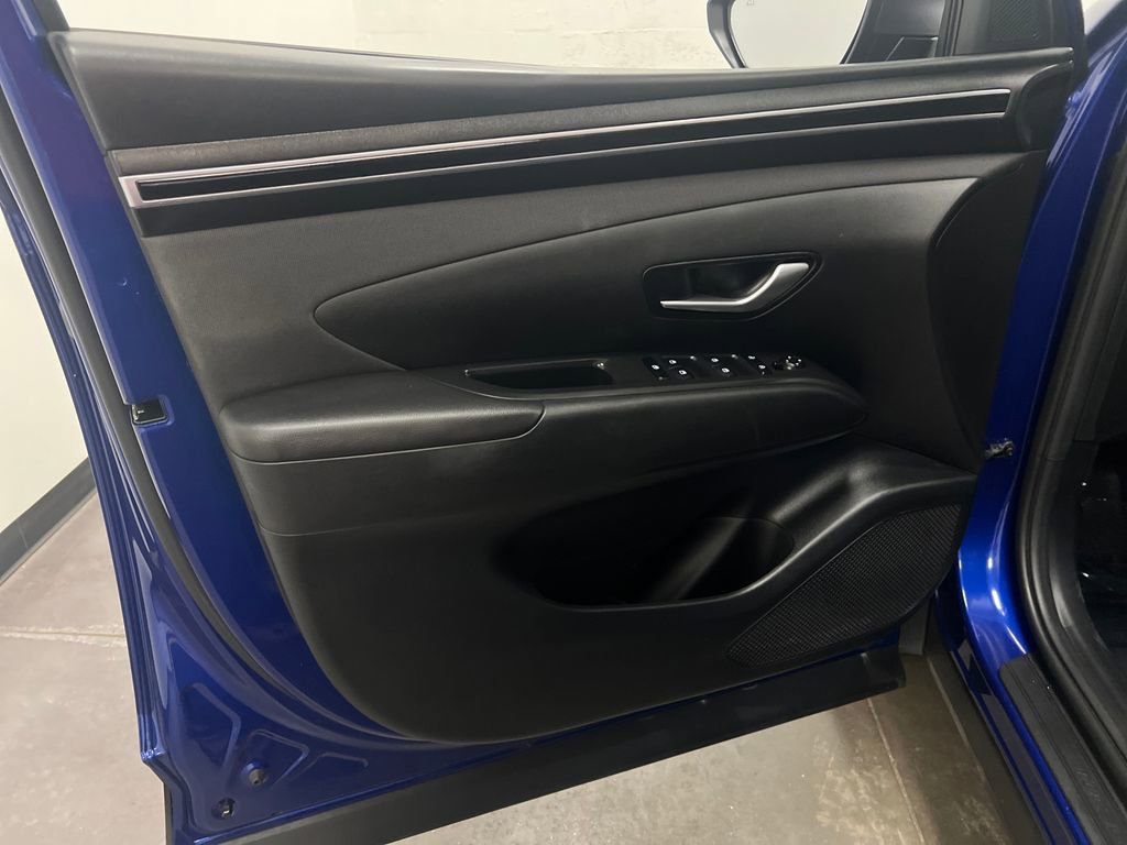 Used 2023 Hyundai Tucson SEL w/ Convenience Package image 12