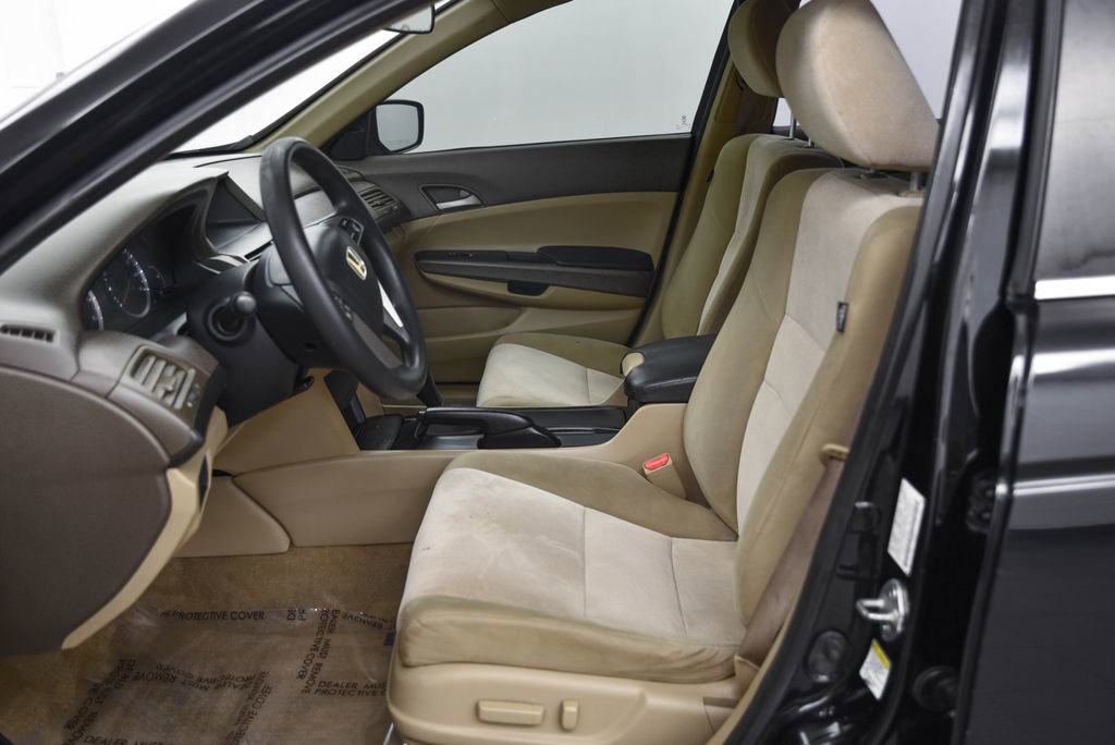 Used 2010 Honda Accord LX-P image 12