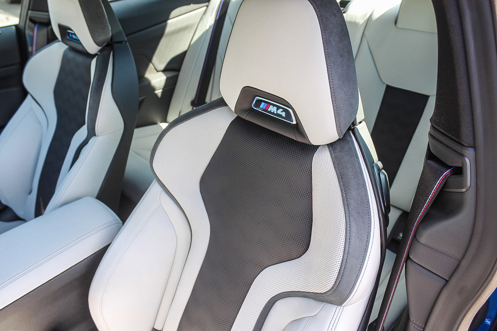 New 2026 BMW M4 xDrive Competition w/ Executive Package image 25
