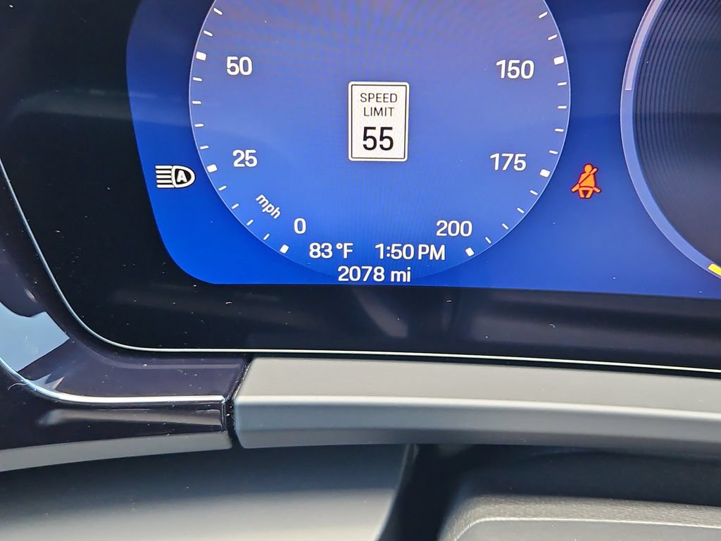 Certified 2025 Porsche Macan 4 Electric AWD/4WD image 14