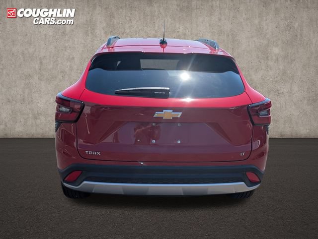 New 2026 Chevrolet Trax LT w/ Driver Confidence Package FWD image 6