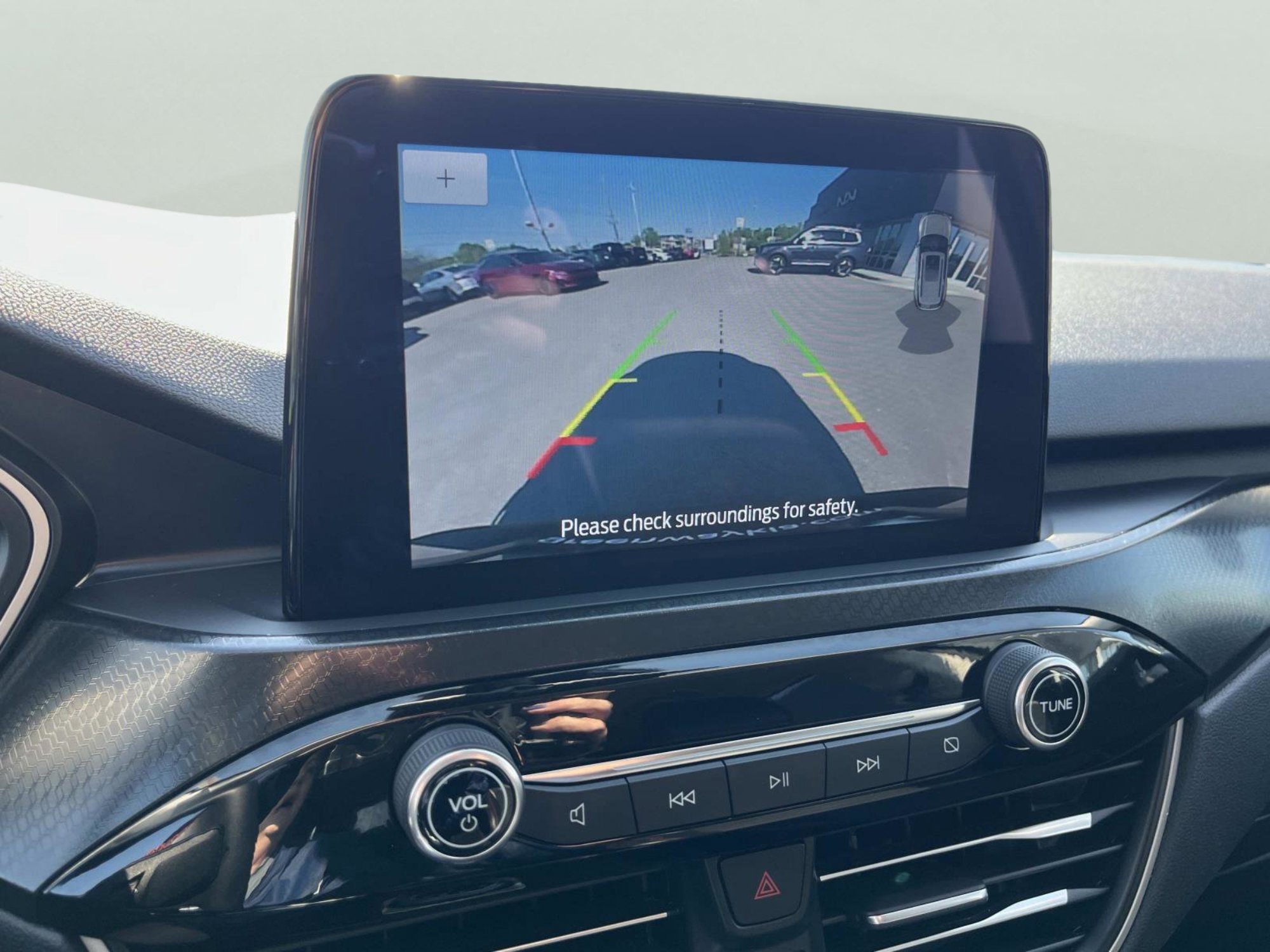 Used 2022 Ford Escape SEL w/ SEL Stealth AWD Package image 36