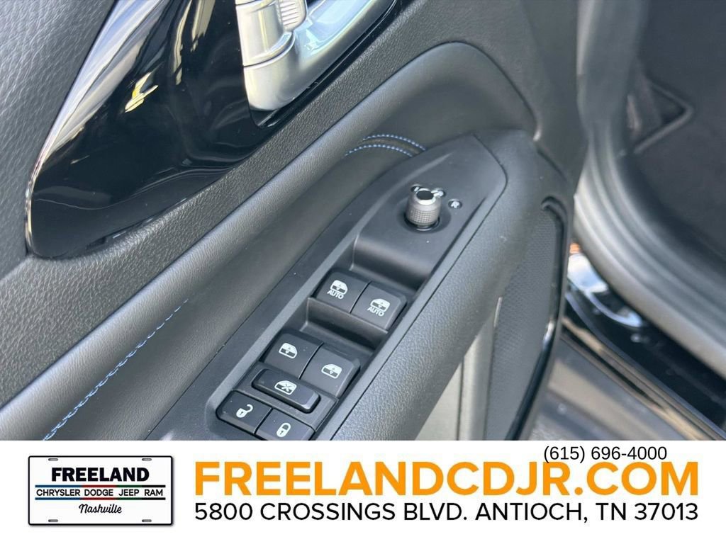 New 2026 Jeep Compass Latitude image 20