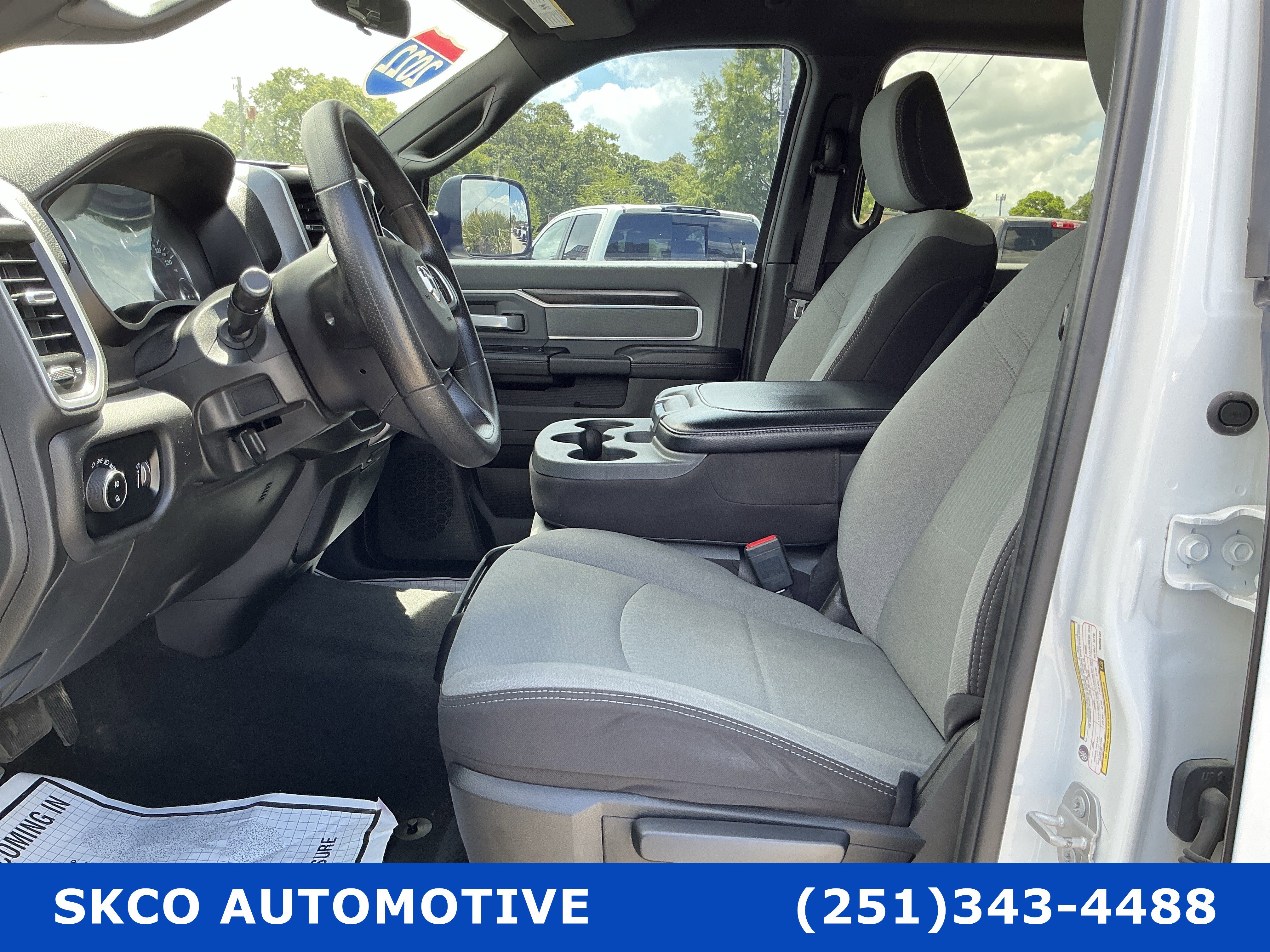 Used 2022 RAM 2500 Big Horn w/ Snow Chief Group AWD/4WD image 11