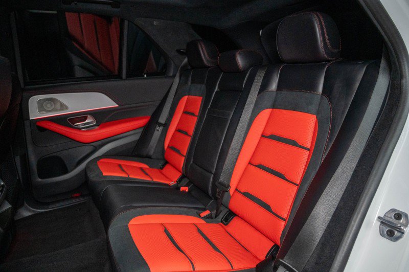 Used 2025 Mercedes-Benz GLE 63 AMG S image 15