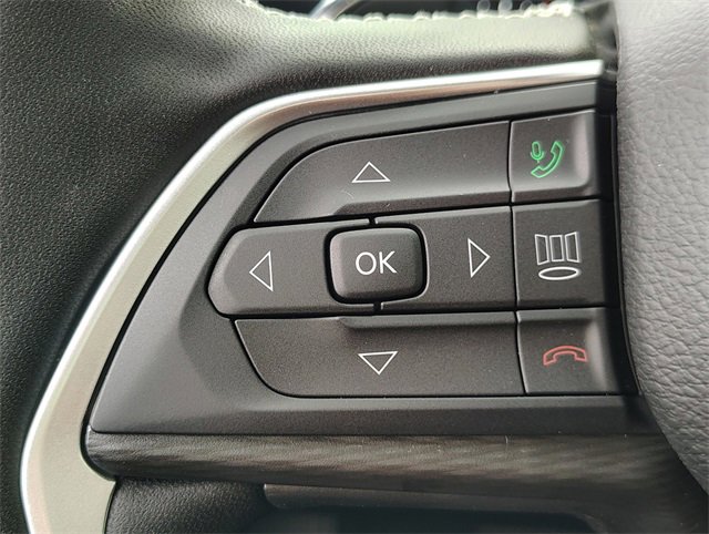 New 2025 Jeep Grand Cherokee Altitude image 19