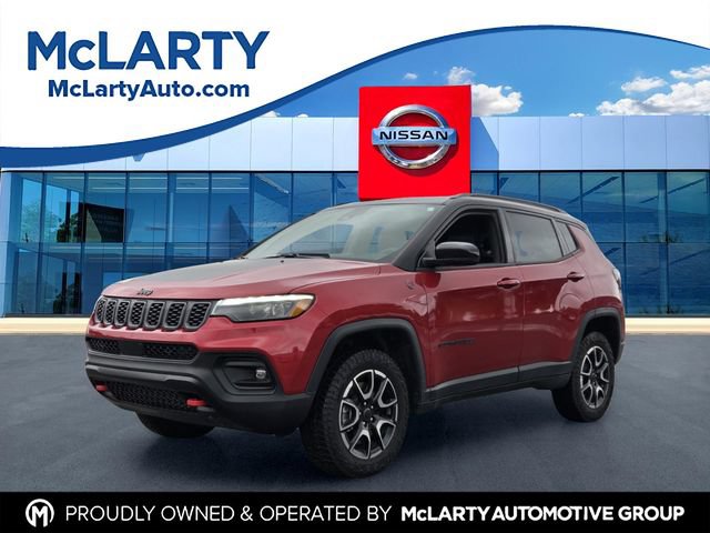 Used 2025 Jeep Compass Trailhawk w/ Trailhawk Elite Group AWD/4WD image 1