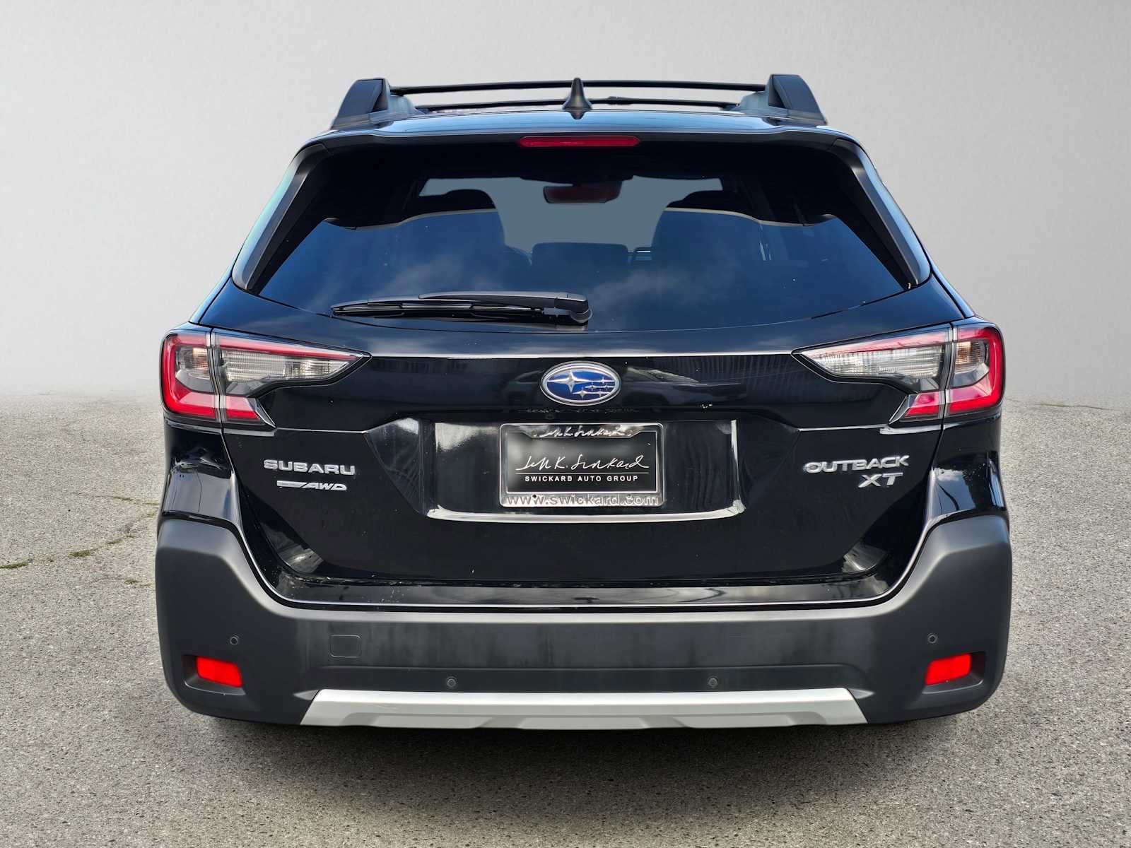 Used 2023 Subaru Outback Limited XT AWD/4WD image 4